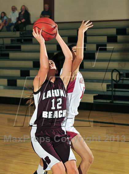 Thumbnail 2 in Downey vs. Laguna Beach (MaxPreps Holiday Classic) photogallery.
