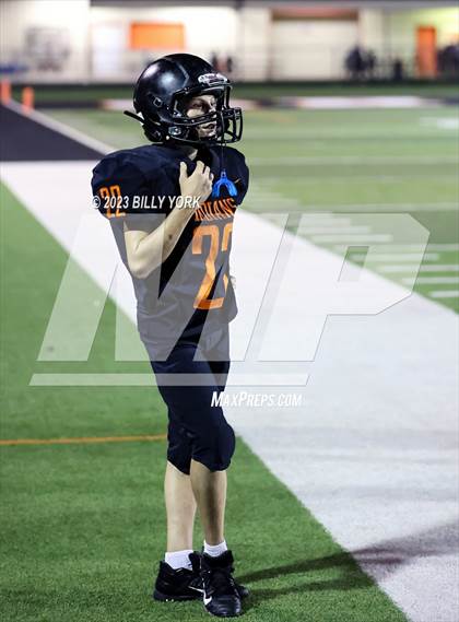 Thumbnail 2 in Grand Saline vs Edgewood photogallery.