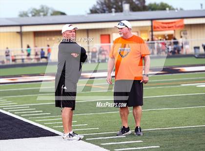 Thumbnail 3 in Grand Saline vs Edgewood photogallery.