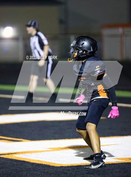 Thumbnail 3 in Grand Saline vs Edgewood photogallery.