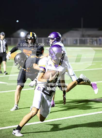 Thumbnail 3 in Grand Saline vs Edgewood photogallery.