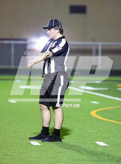 Thumbnail 3 in Grand Saline vs Edgewood photogallery.