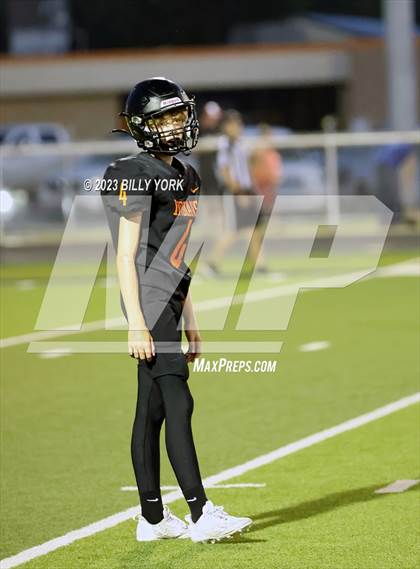 Thumbnail 2 in Grand Saline vs Edgewood photogallery.