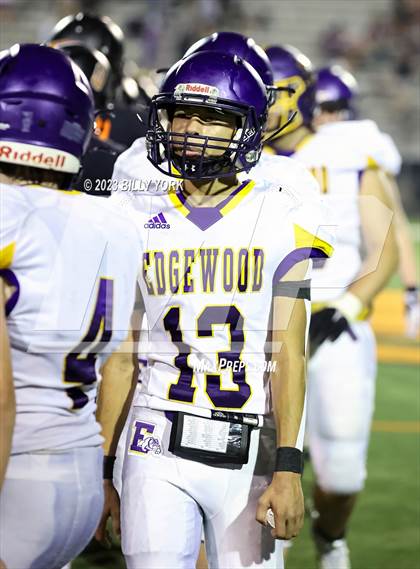 Thumbnail 1 in Grand Saline vs Edgewood photogallery.