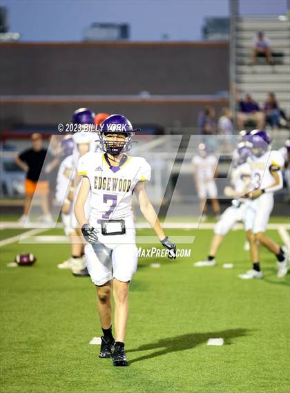 Thumbnail 1 in Grand Saline vs Edgewood photogallery.