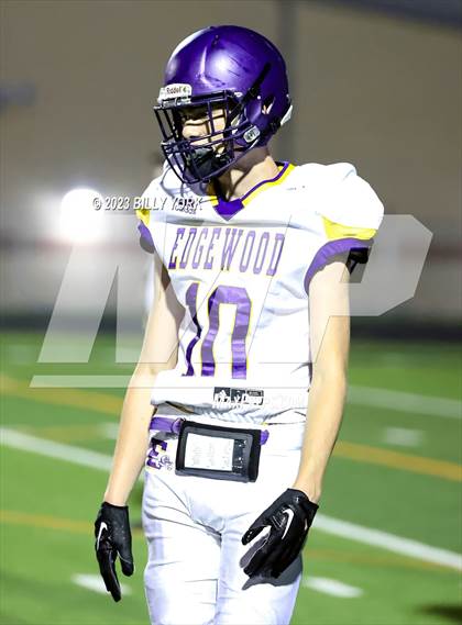Thumbnail 3 in Grand Saline vs Edgewood photogallery.