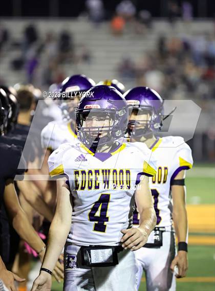 Thumbnail 3 in Grand Saline vs Edgewood photogallery.