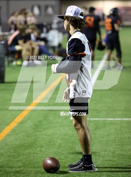 Thumbnail 1 in Grand Saline vs Edgewood photogallery.