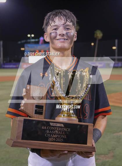 Thumbnail 1 in Casteel @ Corona del Sol (AIA 6A Final Awards) photogallery.