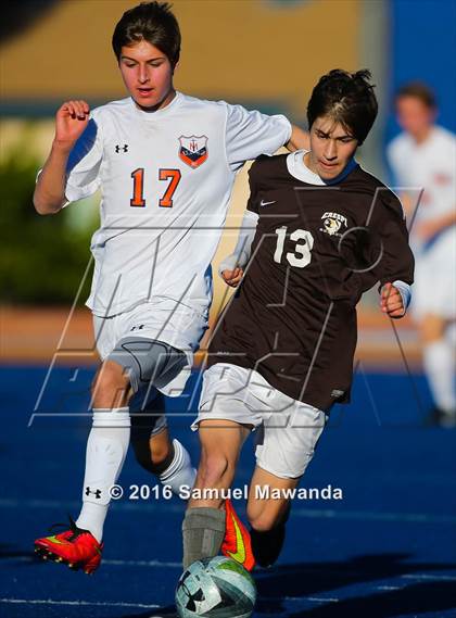 Thumbnail 2 in Crespi @ Chaminade photogallery.