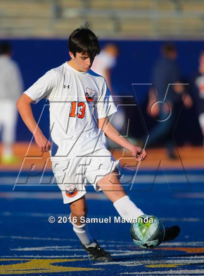 Thumbnail 2 in Crespi @ Chaminade photogallery.