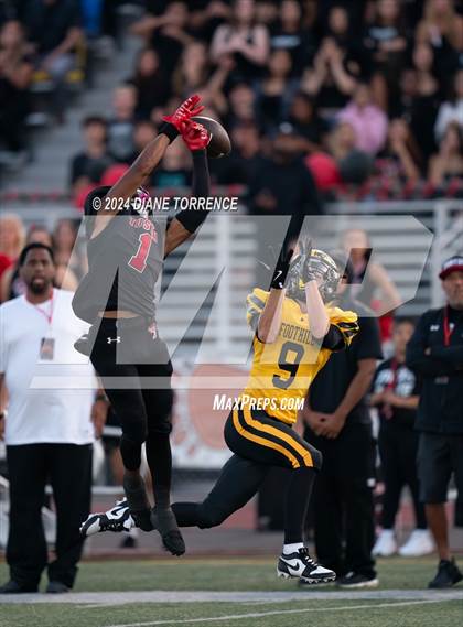Thumbnail 1 in Foothill @ Tustin photogallery.