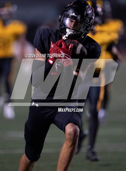 Thumbnail 1 in Foothill @ Tustin photogallery.