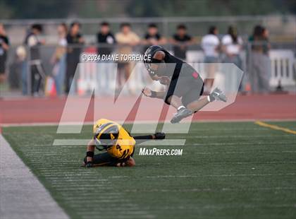 Thumbnail 2 in Foothill @ Tustin photogallery.