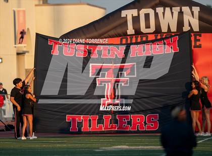 Thumbnail 2 in Foothill @ Tustin photogallery.