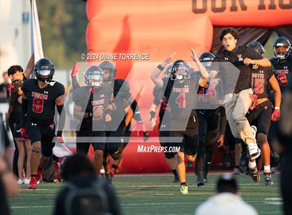 Thumbnail 2 in Foothill @ Tustin photogallery.
