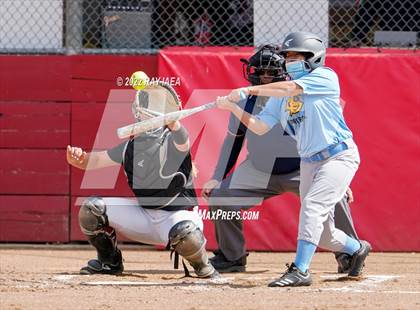 Thumbnail 1 in Burbank @ Laguna Creek photogallery.