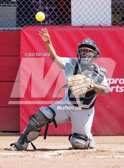 Thumbnail 1 in Burbank @ Laguna Creek photogallery.