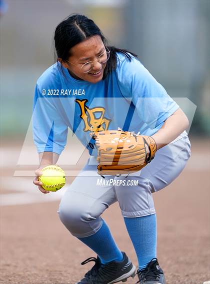 Thumbnail 3 in Burbank @ Laguna Creek photogallery.