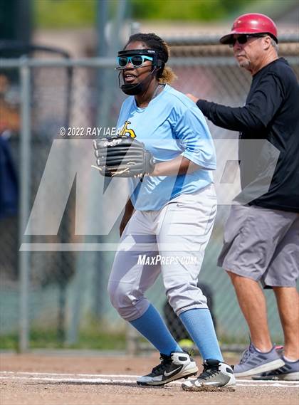 Thumbnail 3 in Burbank @ Laguna Creek photogallery.