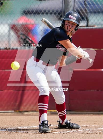 Thumbnail 2 in Burbank @ Laguna Creek photogallery.