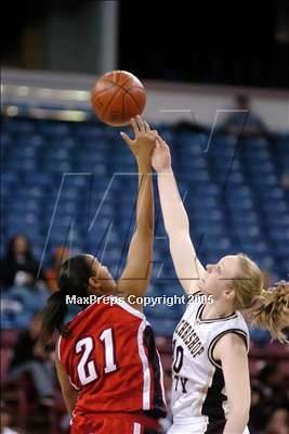 Thumbnail 3 in Troy vs. Archbishop Mitty (State D2 Final) #1 photogallery.
