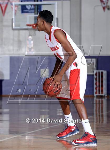 Thumbnail 3 in Christian Brothers vs. Lawndale (St. Hope Elite Classic) photogallery.
