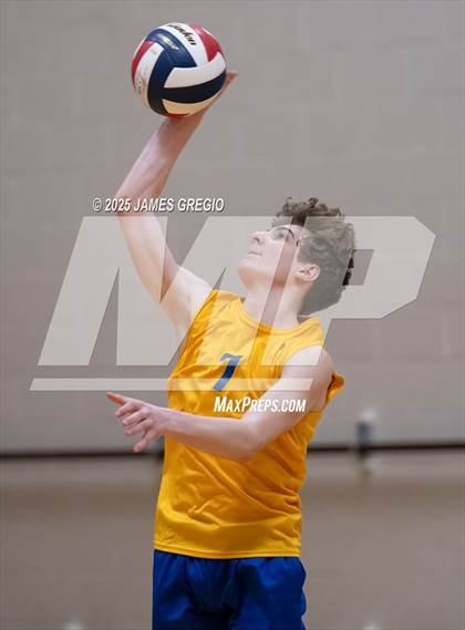 Thumbnail 3 in Derry @ Ambridge photogallery.