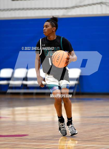 Thumbnail 1 in Olympia vs Choctawatchee (Sunbash Tournament) photogallery.