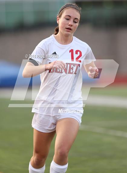 Thumbnail 3 in Benet Academy vs. Lyons photogallery.