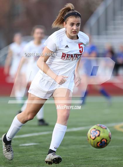 Thumbnail 2 in Benet Academy vs. Lyons photogallery.