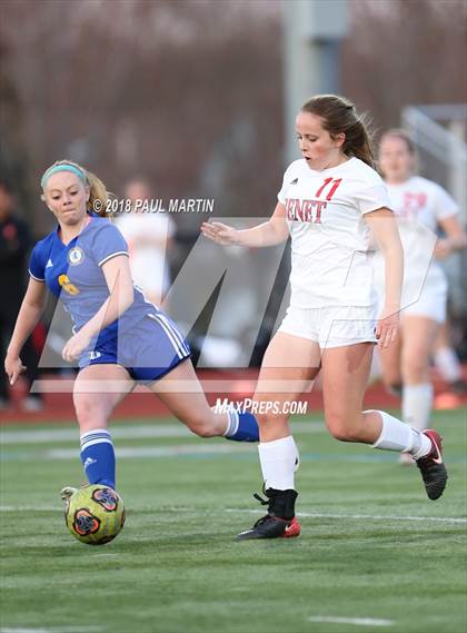 Thumbnail 3 in Benet Academy vs. Lyons photogallery.