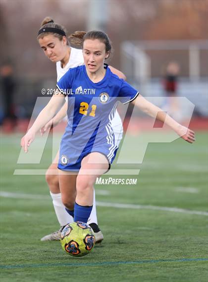 Thumbnail 1 in Benet Academy vs. Lyons photogallery.