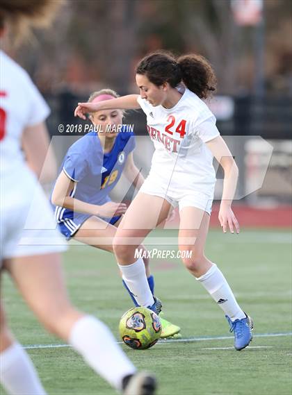 Thumbnail 1 in Benet Academy vs. Lyons photogallery.