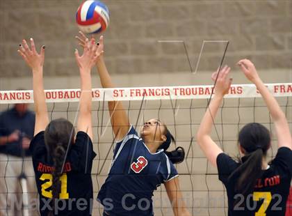 Thumbnail 3 in Pleasant Grove @ St. Francis photogallery.