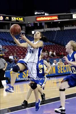 Thumbnail 3 in Sac. Waldorf vs Forest Lake Chr. (D5 Sec. Final)#2 photogallery.