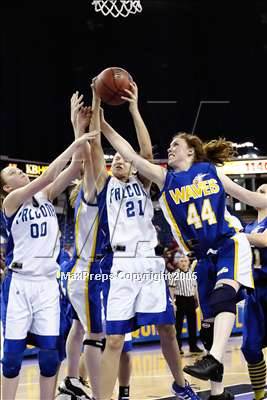 Thumbnail 1 in Sac. Waldorf vs Forest Lake Chr. (D5 Sec. Final)#2 photogallery.