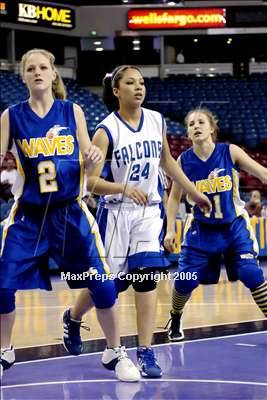 Thumbnail 3 in Sac. Waldorf vs Forest Lake Chr. (D5 Sec. Final)#2 photogallery.