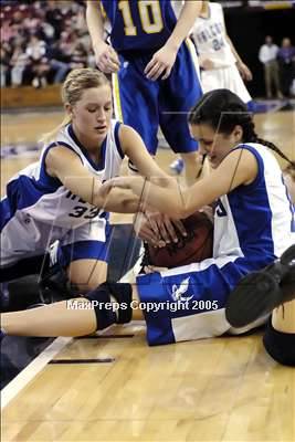 Thumbnail 3 in Sac. Waldorf vs Forest Lake Chr. (D5 Sec. Final)#2 photogallery.