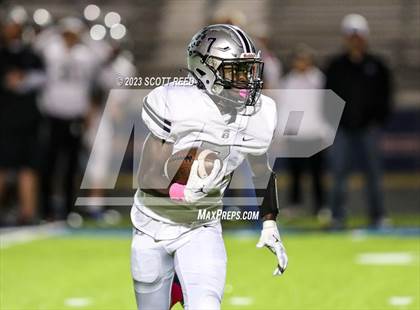 Thumbnail 3 in Hilliard Bradley @ Olentangy Orange photogallery.