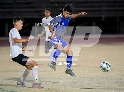 Thumbnail 3 in Cibola vs Dobson (AIA 6A Round 1 Playoff) photogallery.
