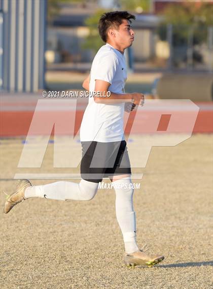 Thumbnail 3 in Cibola vs Dobson (AIA 6A Round 1 Playoff) photogallery.