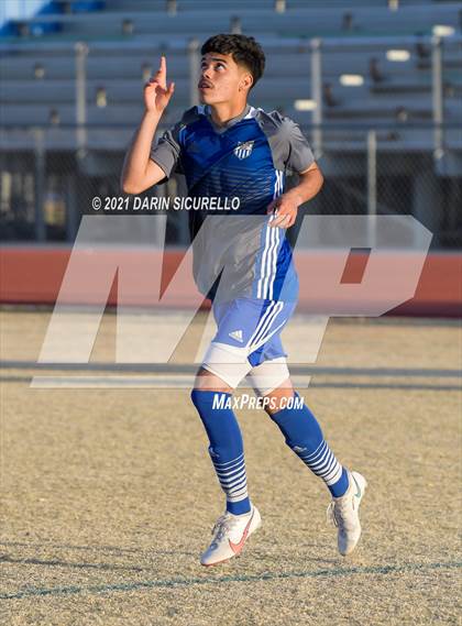 Thumbnail 2 in Cibola vs Dobson (AIA 6A Round 1 Playoff) photogallery.
