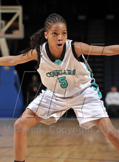 Thumbnail 1 in Long Beach Poly vs. Canyon Springs (CIF SoCal Regional D1 Final) photogallery.