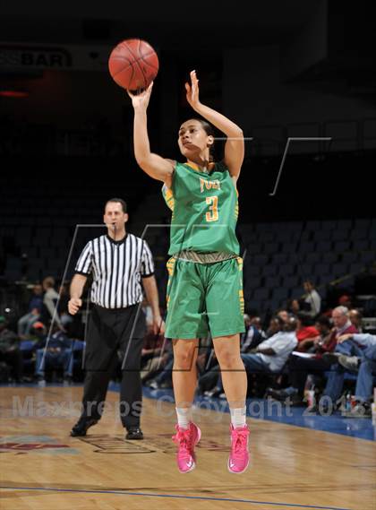 Thumbnail 2 in Long Beach Poly vs. Canyon Springs (CIF SoCal Regional D1 Final) photogallery.