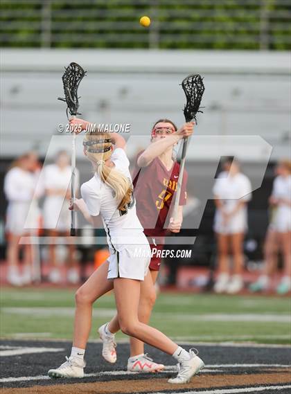 Thumbnail 3 in Menlo-Atherton @ Archbishop Mitty photogallery.