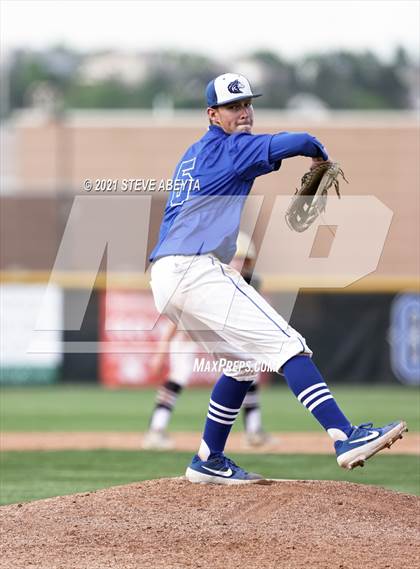 Thumbnail 2 in Mullen @ Grandview photogallery.