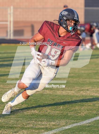 Thumbnail 1 in Desert Vista @ Perry photogallery.