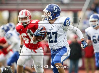 Thumbnail 2 in Geneseo vs. Red Jacket (Section 5 Class D Semifinal) photogallery.