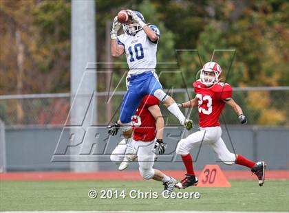 Thumbnail 1 in Geneseo vs. Red Jacket (Section 5 Class D Semifinal) photogallery.